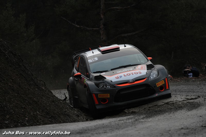 KubicaR 1501 SzcepaniakM Fiesta WRC MC (Bos) 01.JPG